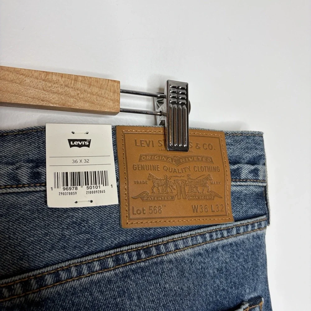 Levis levis 568